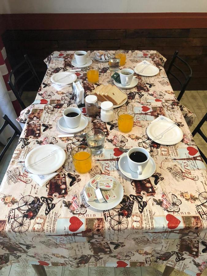 Hotel Paris Río Gallegos Dış mekan fotoğraf