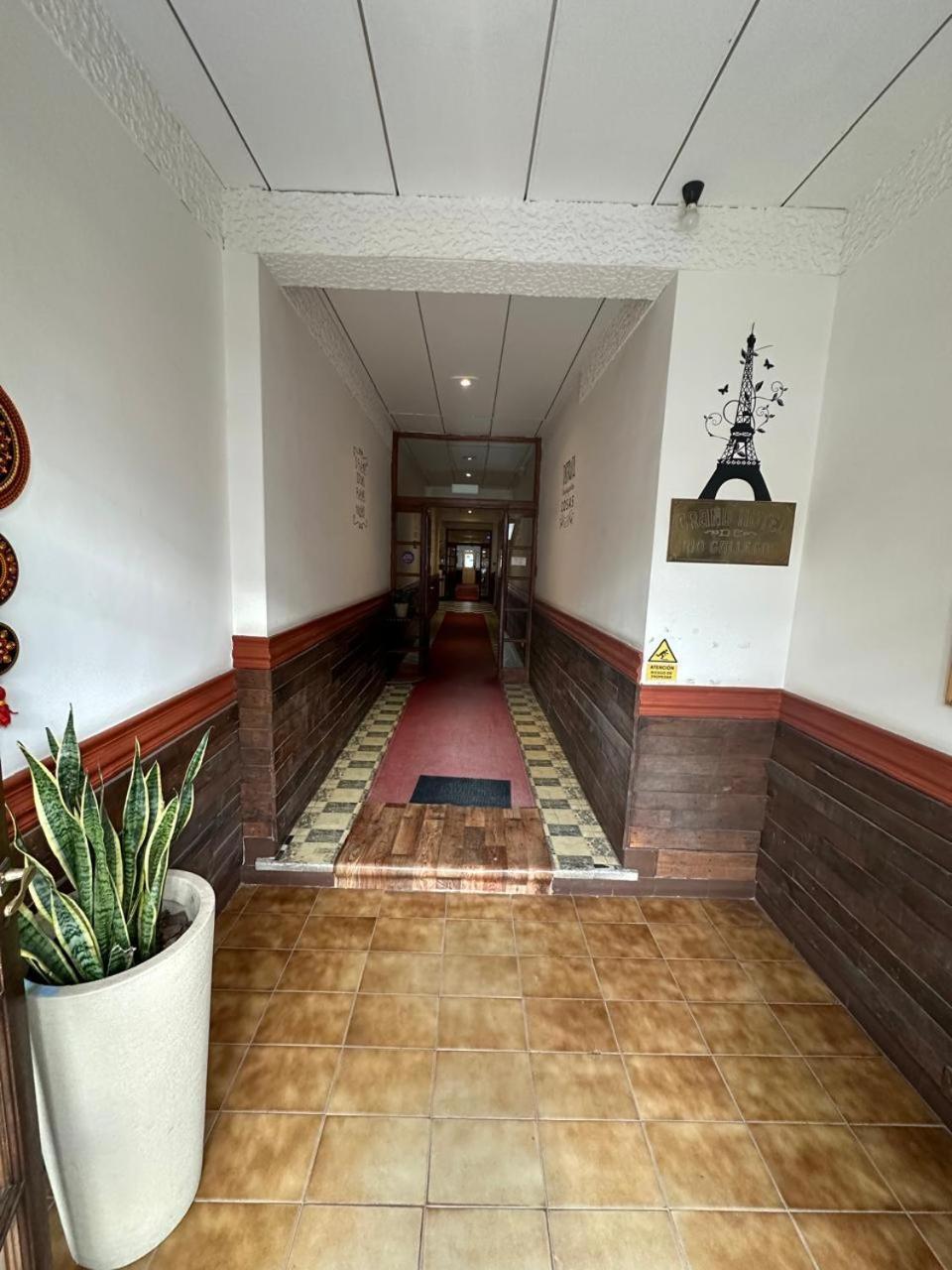 Hotel Paris Río Gallegos Dış mekan fotoğraf