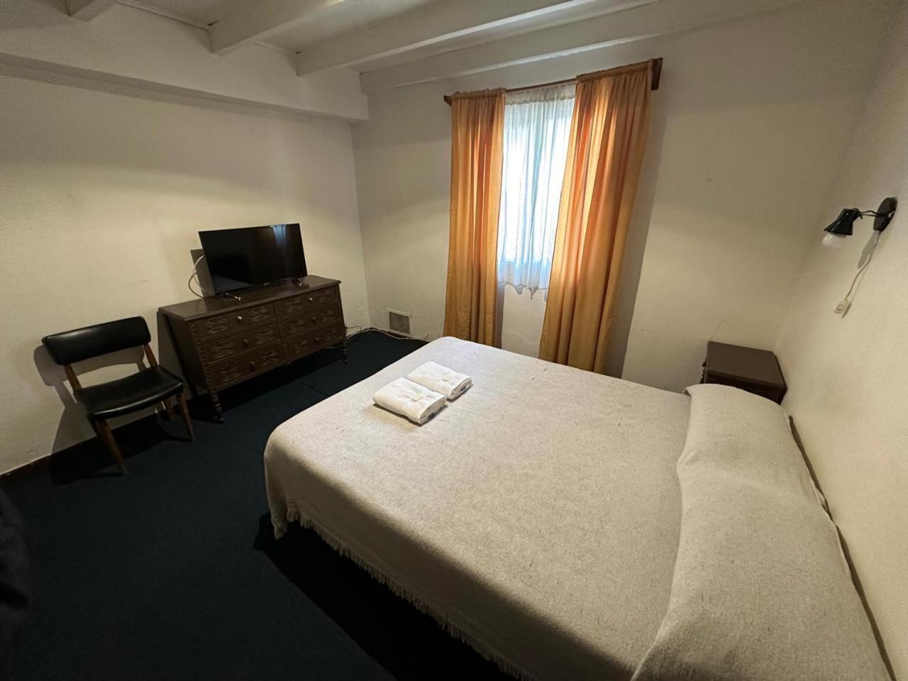 Hotel Paris Río Gallegos Dış mekan fotoğraf